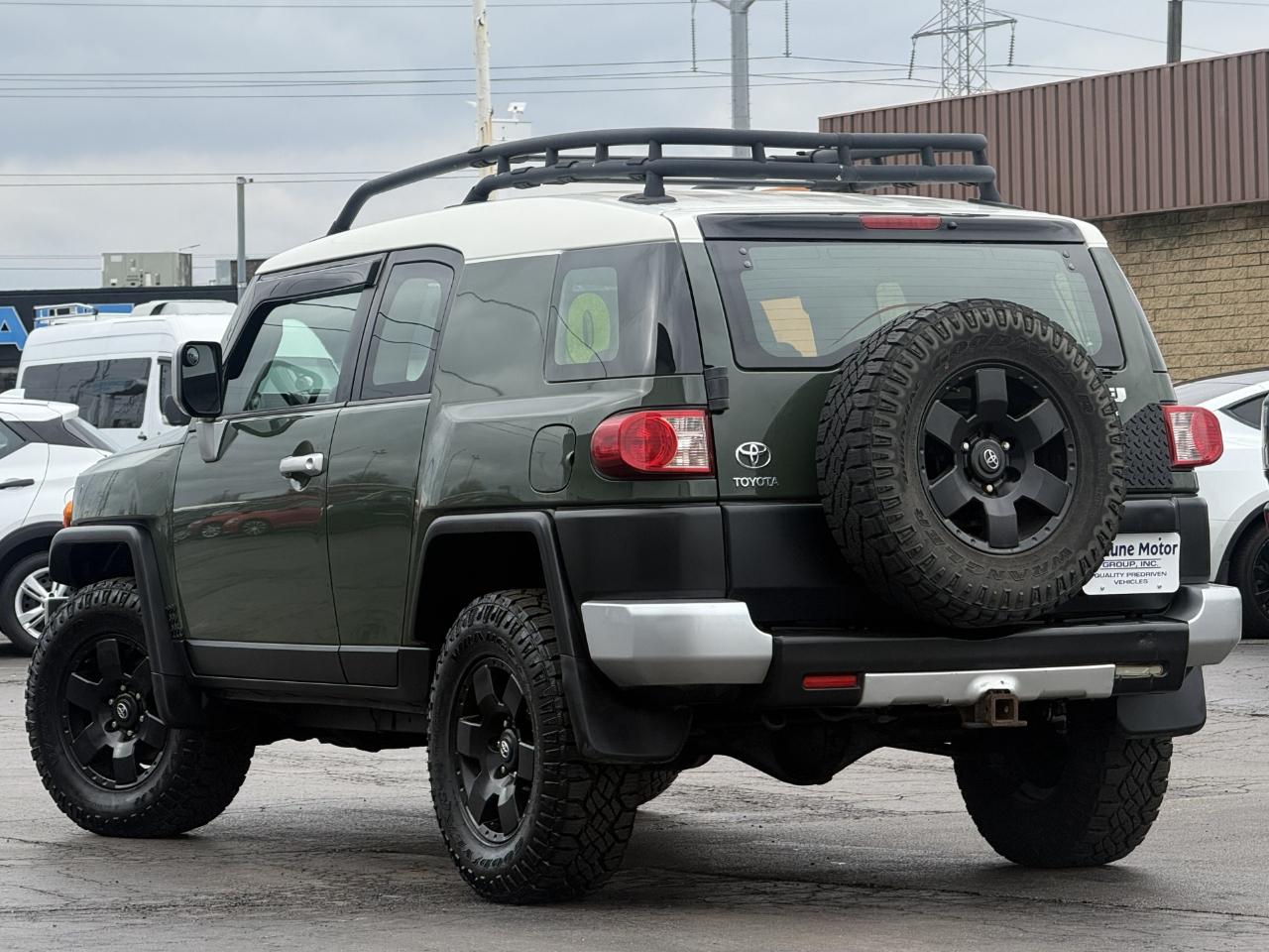 Toyota FJ Cruiser 4WD 4dr Man (Natl) 2010