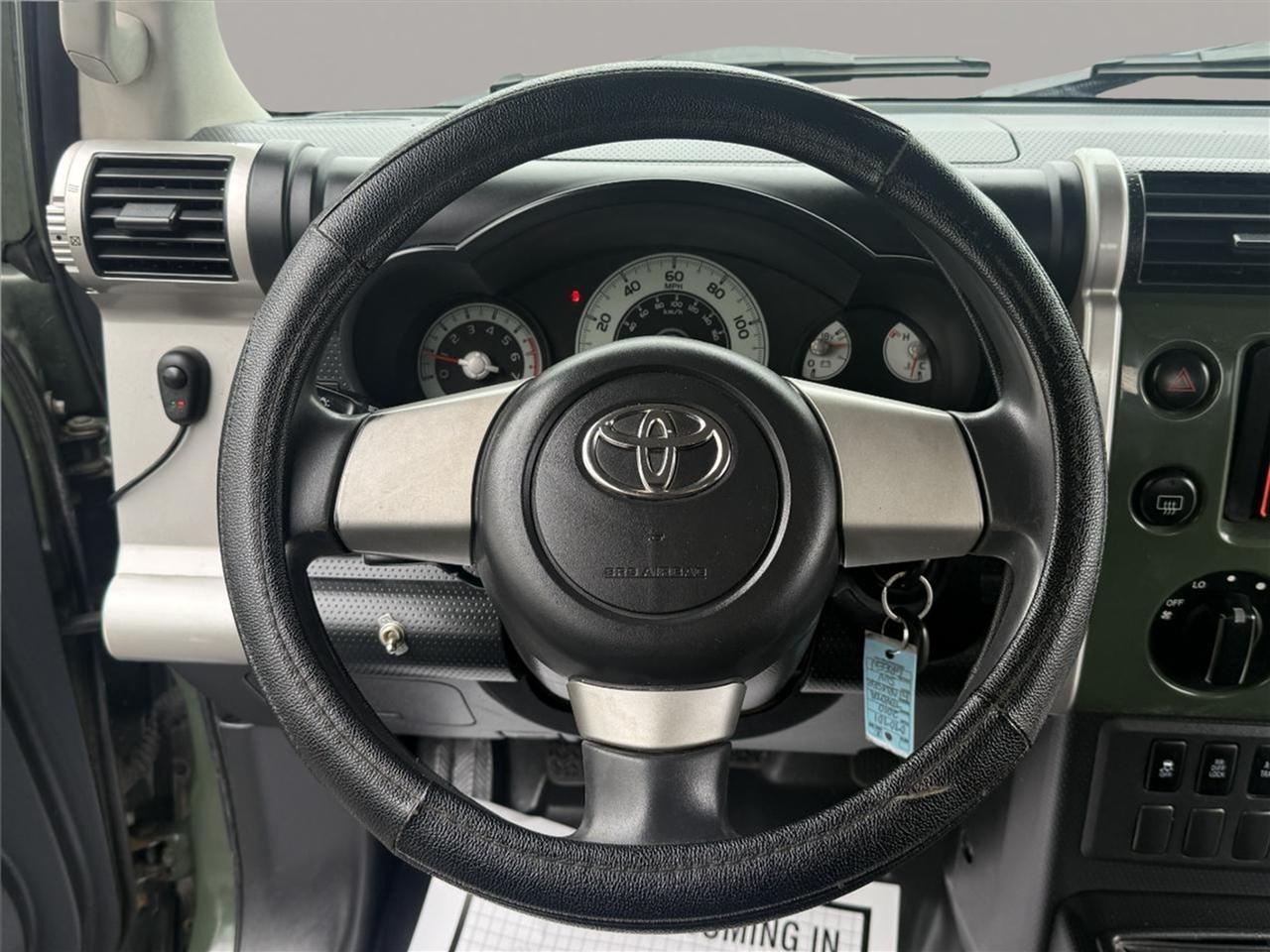 Toyota FJ Cruiser 4WD 4dr Man (Natl) 2010