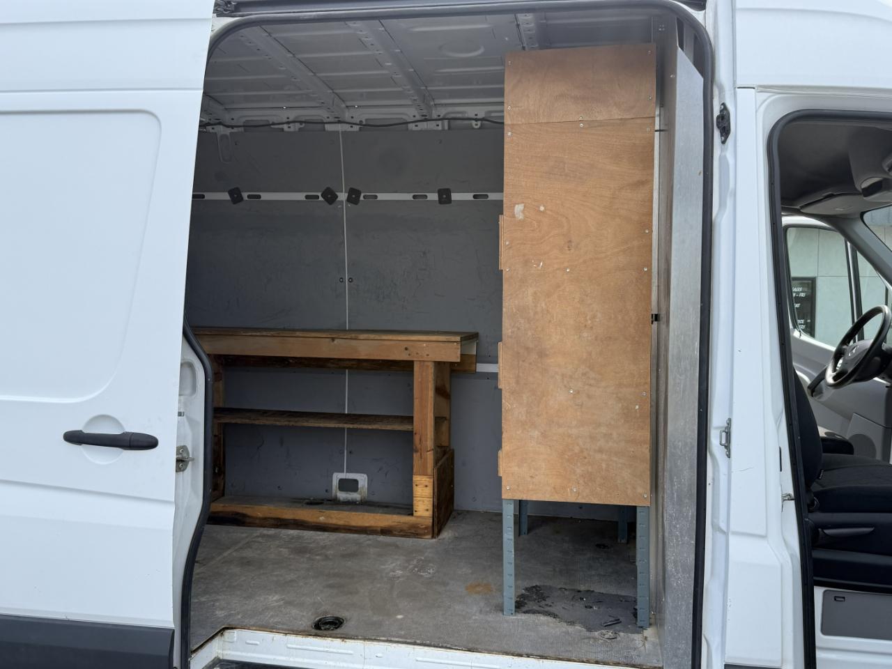 Mercedes-Benz 2500 Sprinter Vans High Roof Cargo Van 170 WB 2017