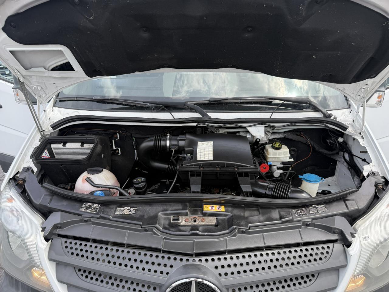 Mercedes-Benz 2500 Sprinter Vans High Roof Cargo Van 170 WB 2017