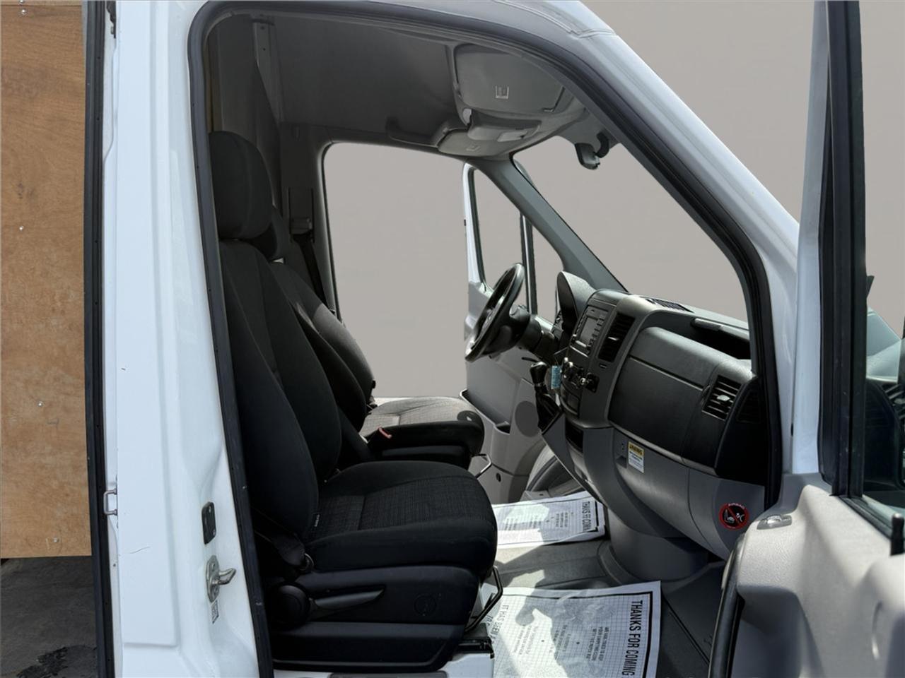 Mercedes-Benz 2500 Sprinter Vans High Roof Cargo Van 170 WB 2017