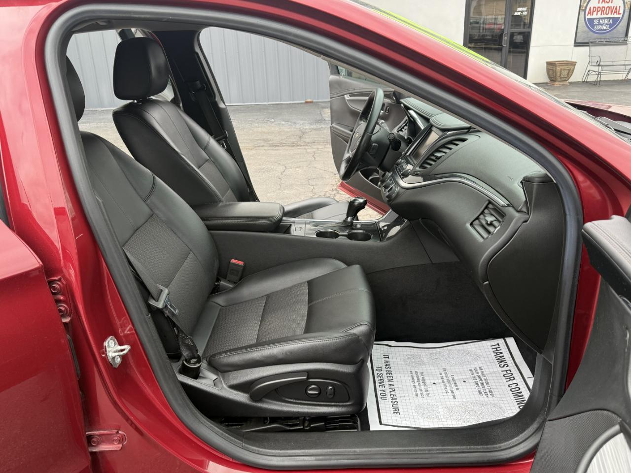 Chevrolet Impala 4dr Sdn LT w/1LT 2018