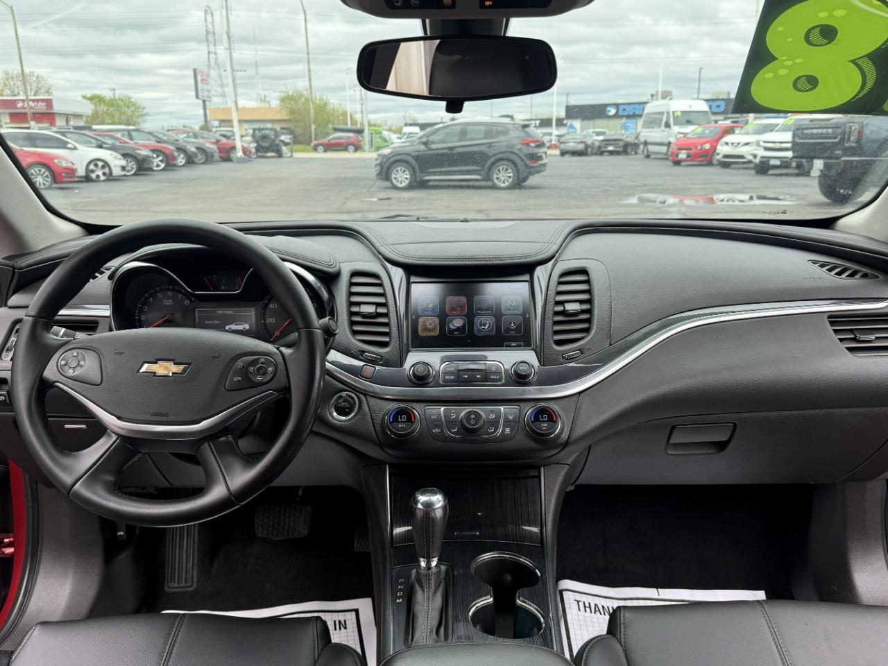 Chevrolet Impala 4dr Sdn LT w/1LT 2018