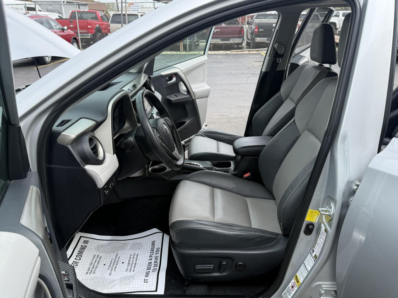 Toyota RAV4 AWD 4dr Limited (Natl) 2013