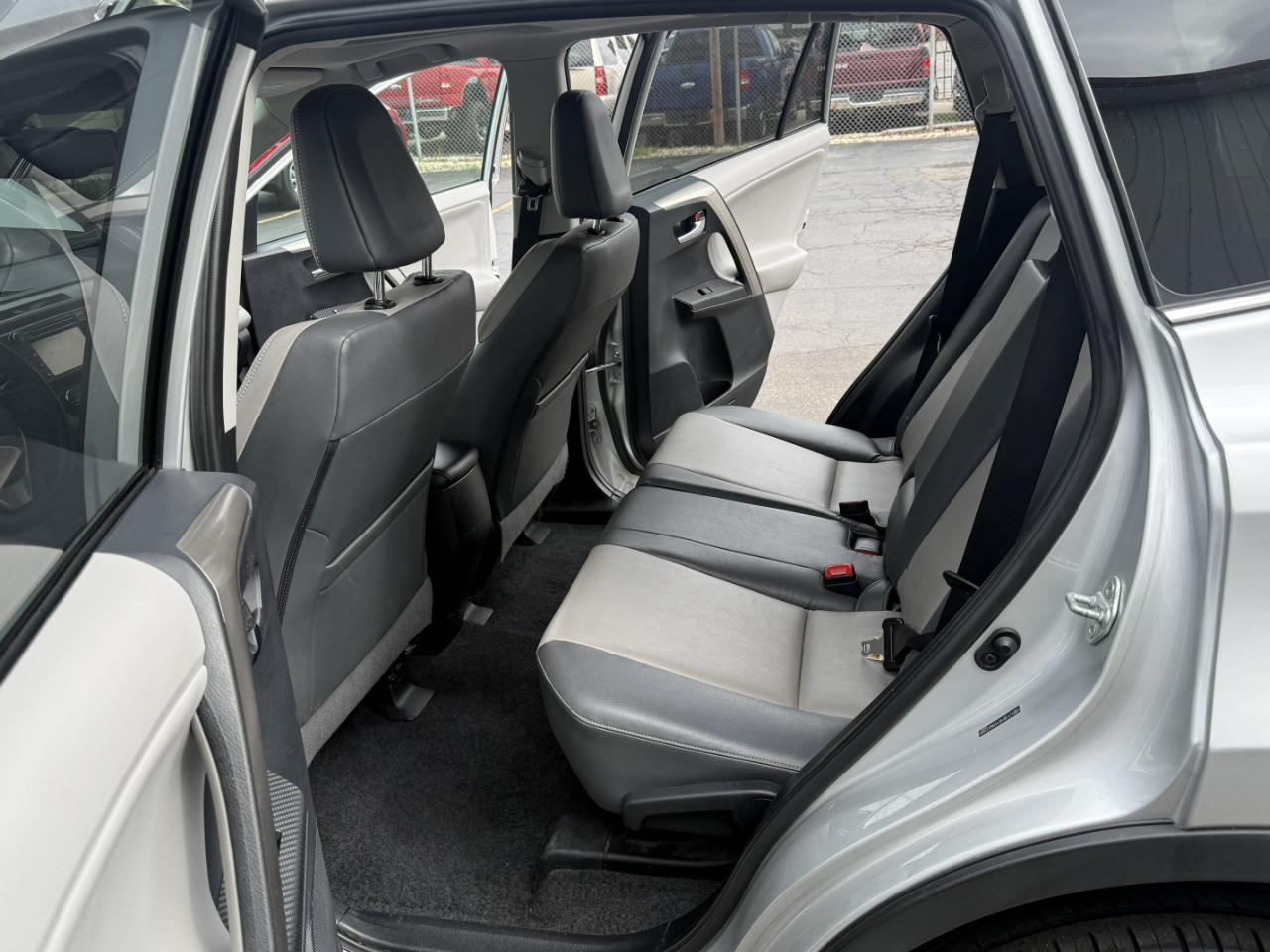 Toyota RAV4 AWD 4dr Limited (Natl) 2013