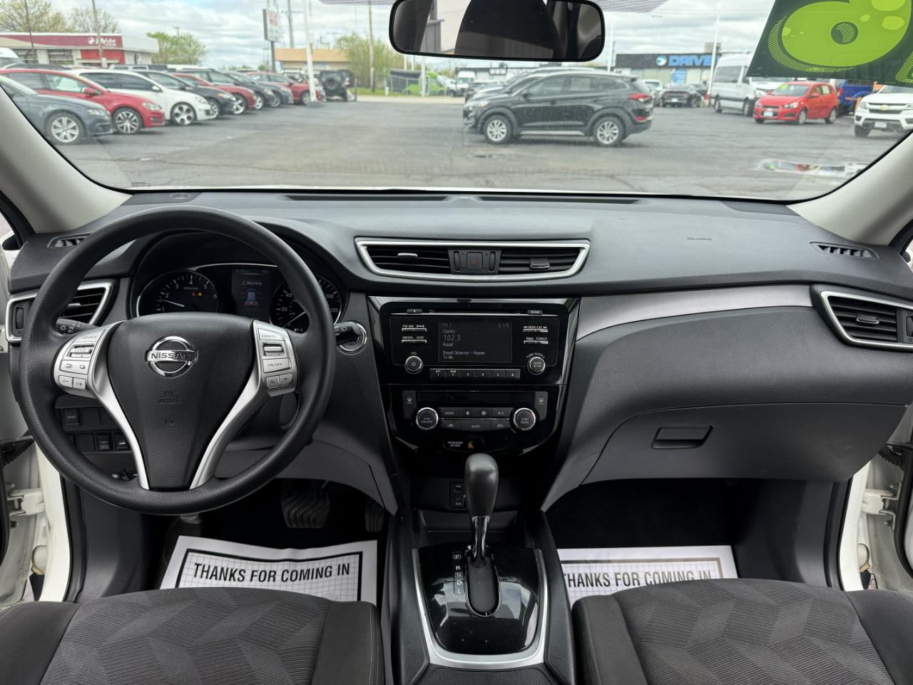 Nissan Rogue AWD 4dr SV 2016