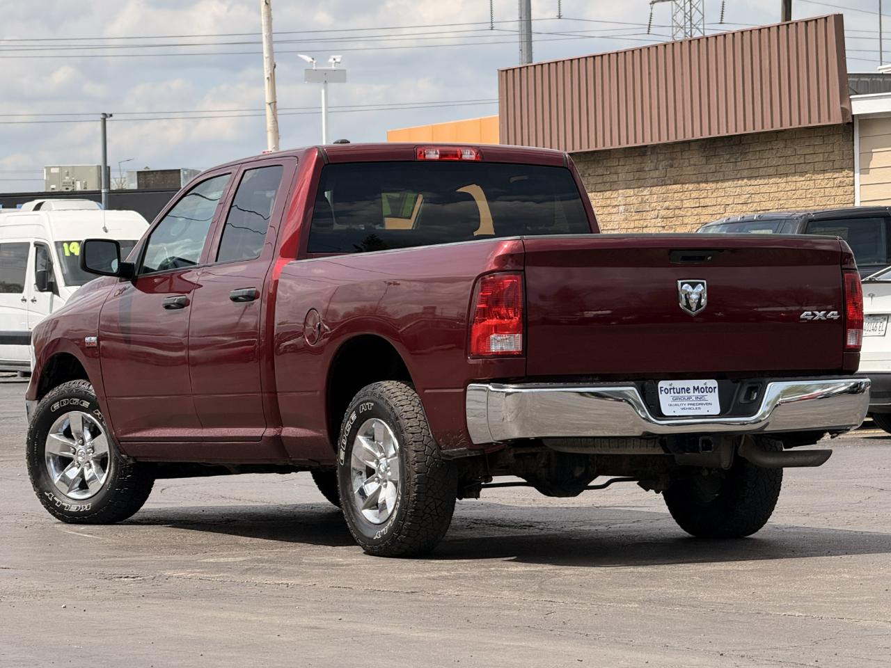 RAM 1500 Tradesman 4x4 Quad Cab 6'4" Box 2017