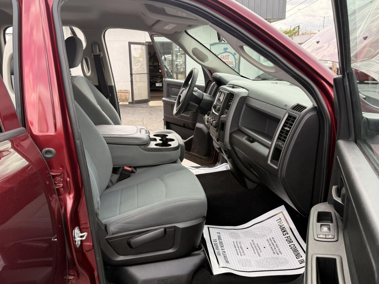 RAM 1500 Tradesman 4x4 Quad Cab 6'4" Box 2017