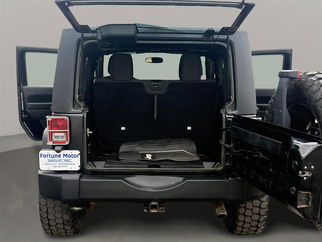 Jeep Wrangler 4WD 2dr Sport 2015