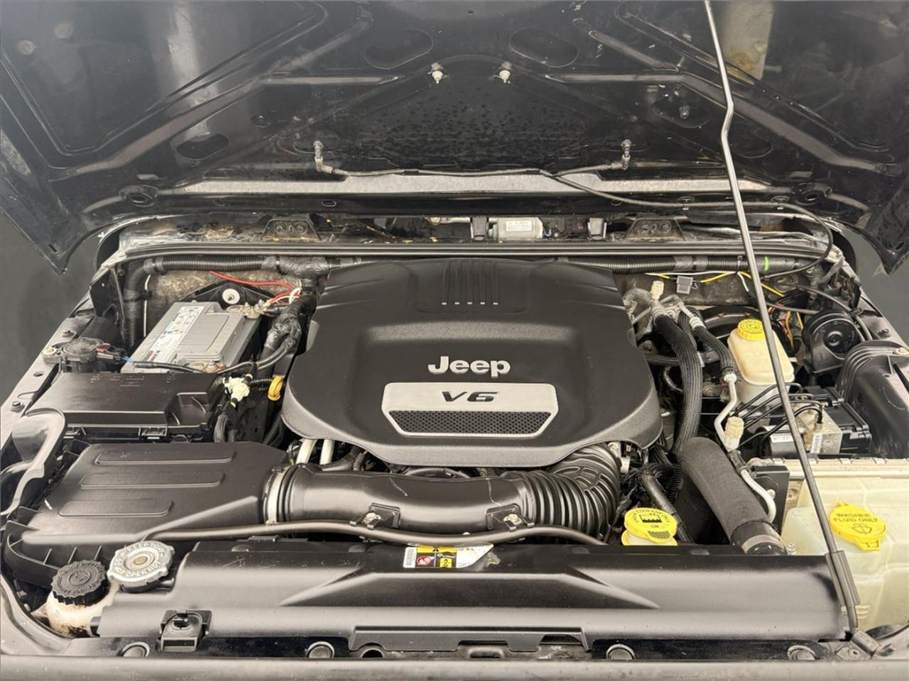 Jeep Wrangler 4WD 2dr Sport 2015