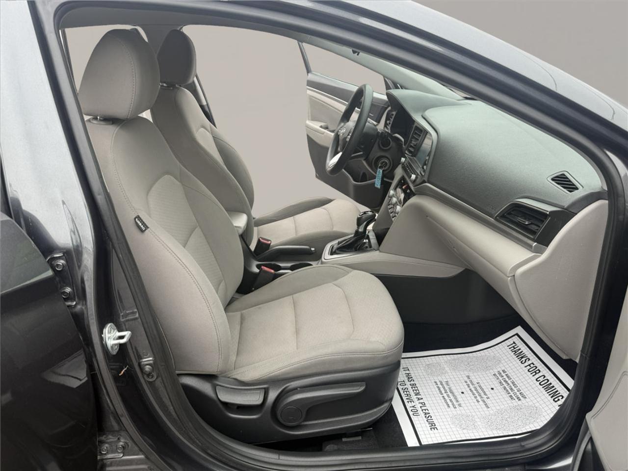 Hyundai Elantra SEL IVT 2020