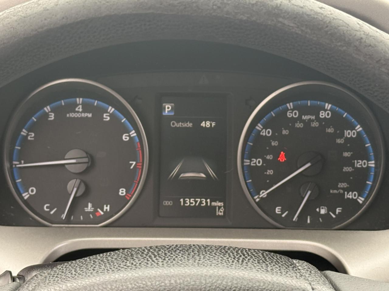Toyota RAV4 LE FWD (Natl) 2018