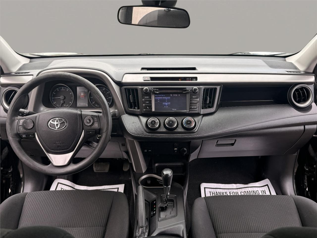 Toyota RAV4 LE FWD (Natl) 2018