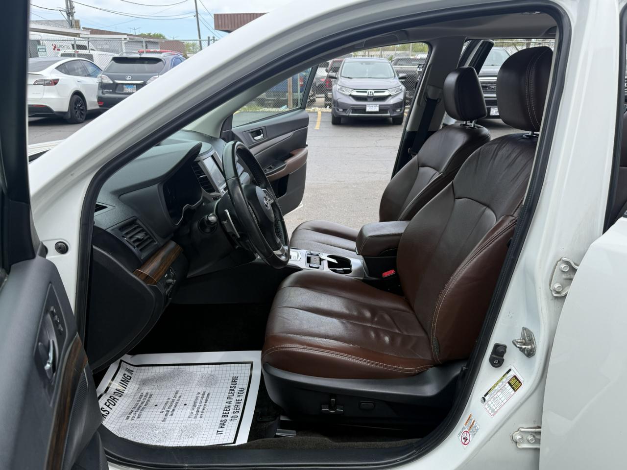 Subaru Outback 4dr Wgn H4 Auto 2.5i Limited 2014