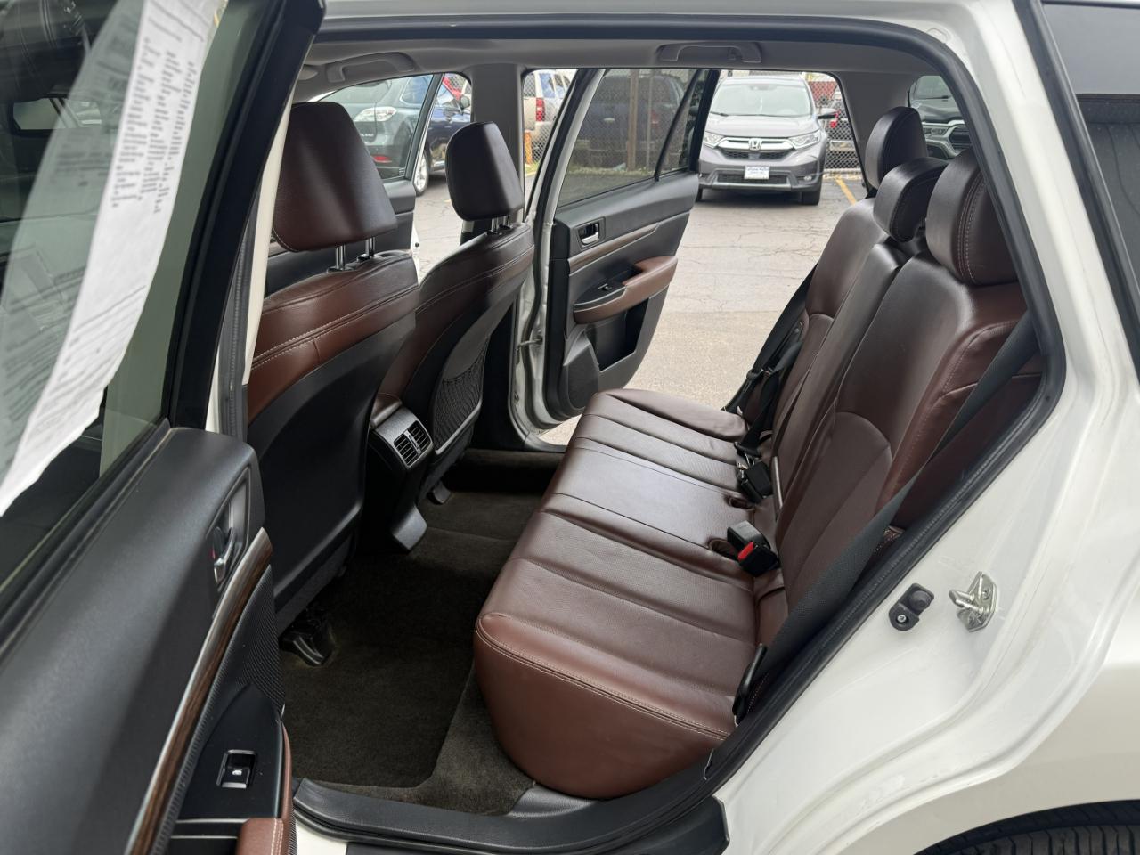 Subaru Outback 4dr Wgn H4 Auto 2.5i Limited 2014