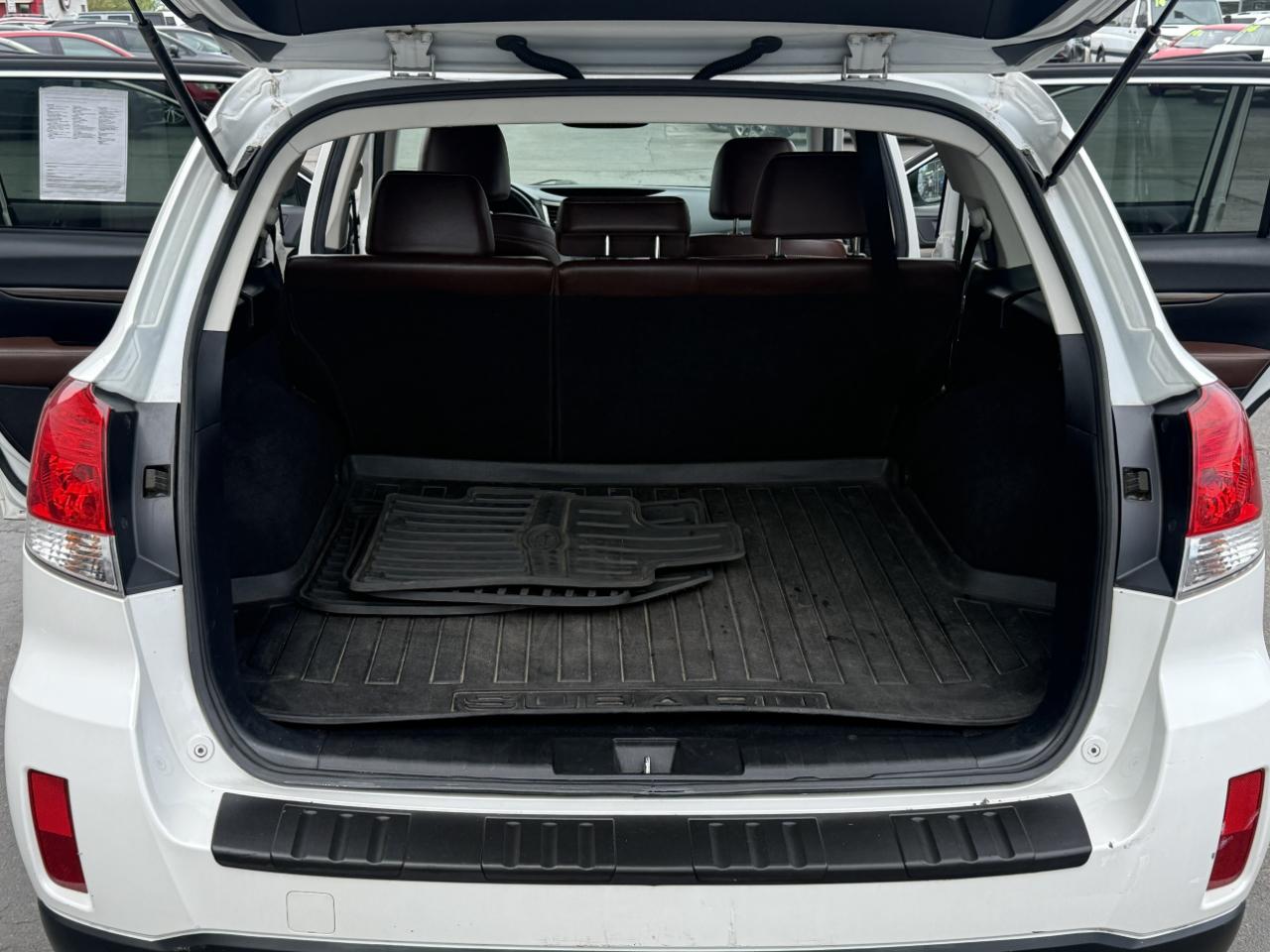 Subaru Outback 4dr Wgn H4 Auto 2.5i Limited 2014