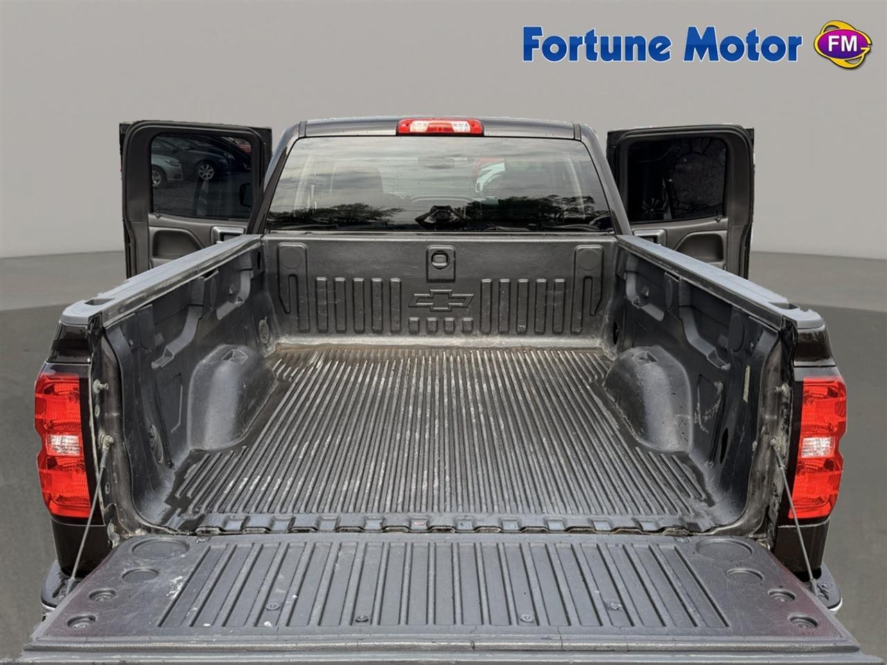 Chevrolet Silverado 1500 4WD Ext Cab 143.5" LT w/1LT 2018