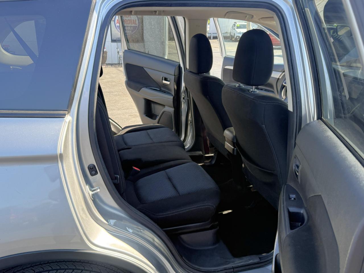 Mitsubishi Outlander SEL S-AWC 2018