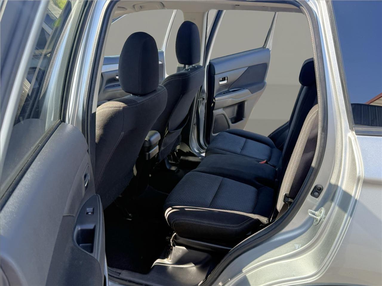 Mitsubishi Outlander SEL S-AWC 2018