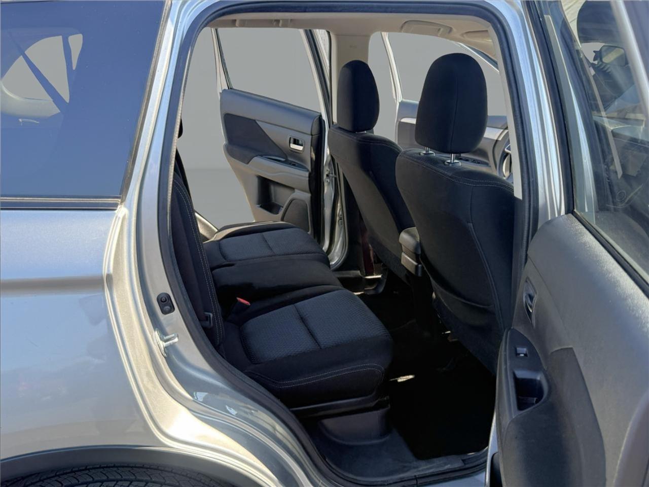Mitsubishi Outlander SEL S-AWC 2018