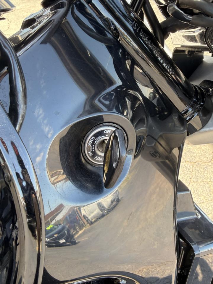 Suzuki VZ800  2008
