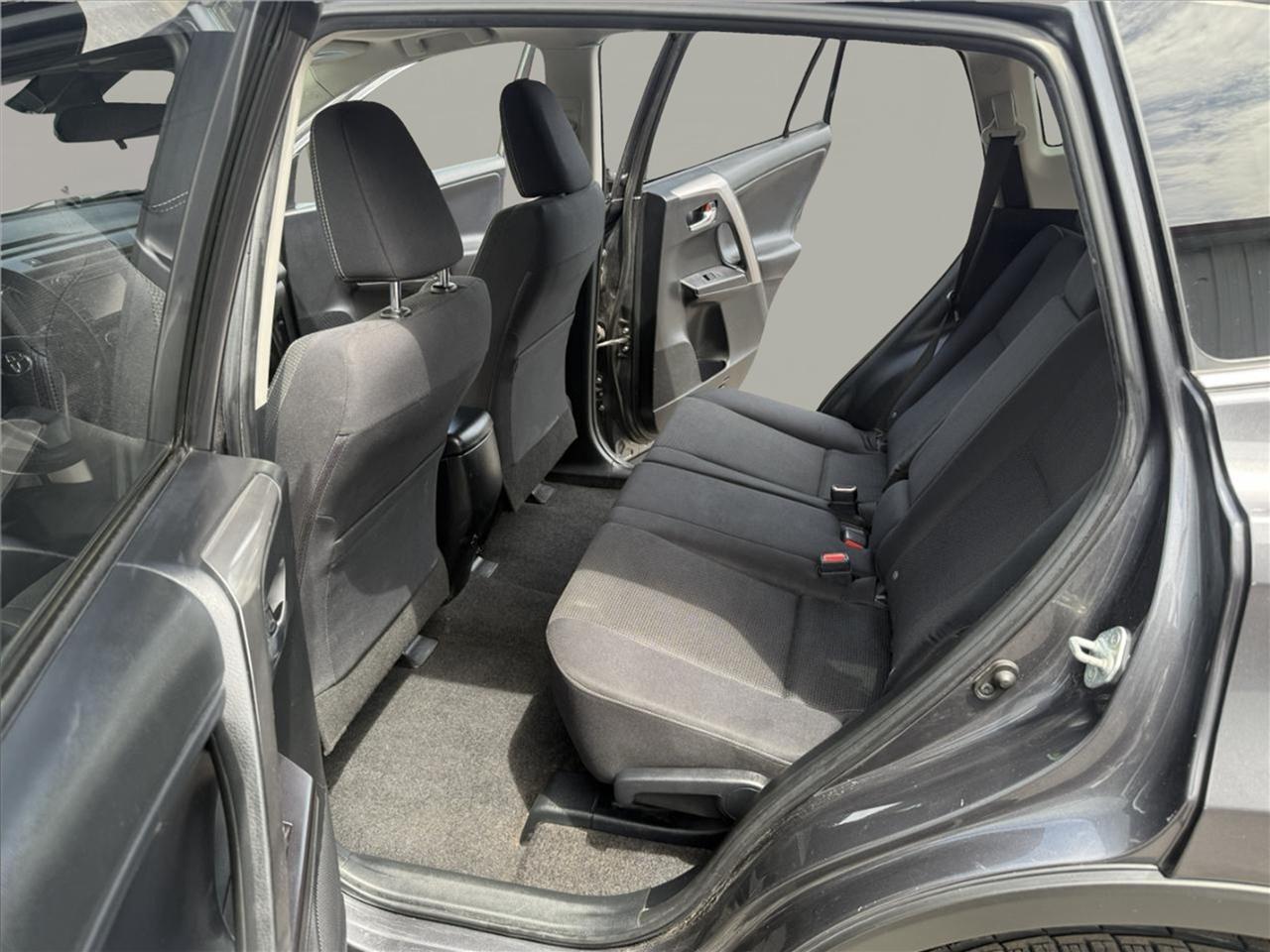 Toyota RAV4 XLE AWD 2018