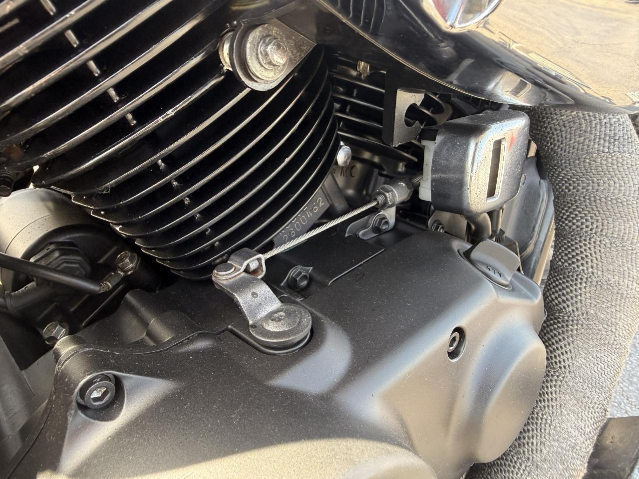 Honda VT750C (Shadow Aero)  2024