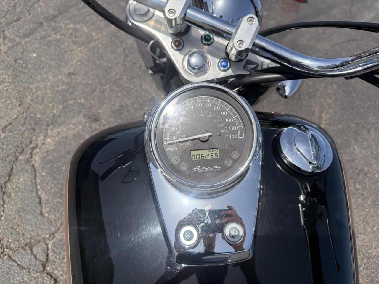 Honda VT750C (Shadow Aero)  2024