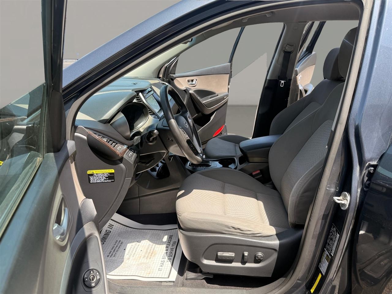 Hyundai Santa Fe SE 3.3L Auto AWD 2017