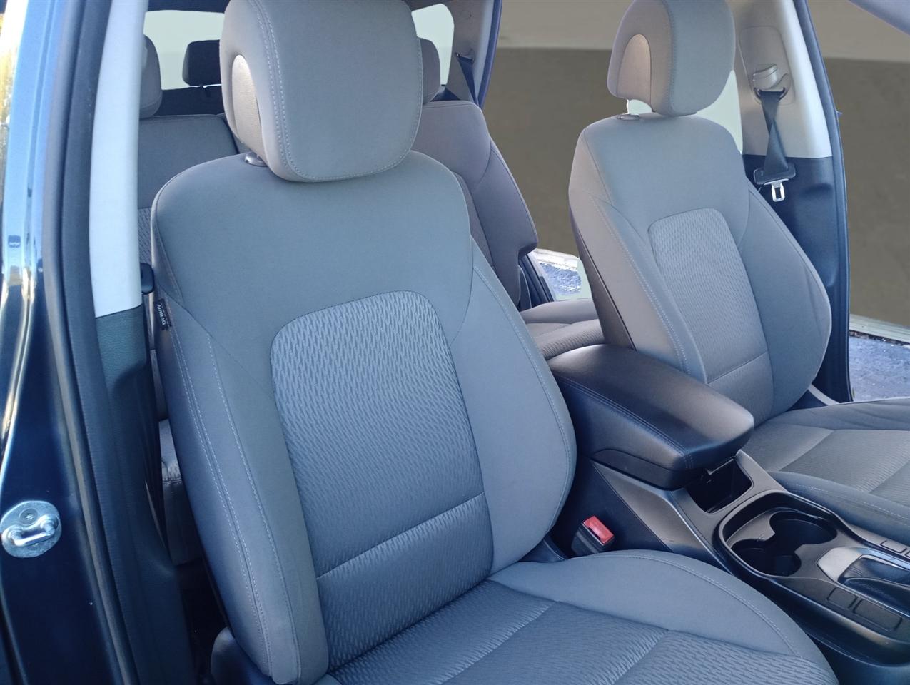 Hyundai Santa Fe SE 3.3L Auto AWD 2017