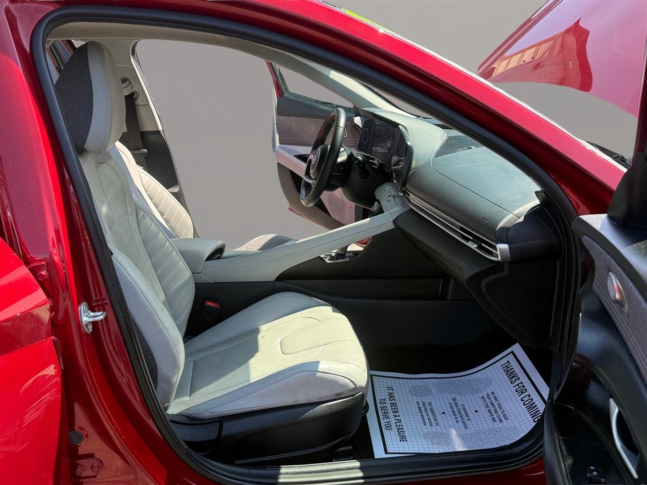 Hyundai Elantra Hybrid Limited DCT 2023