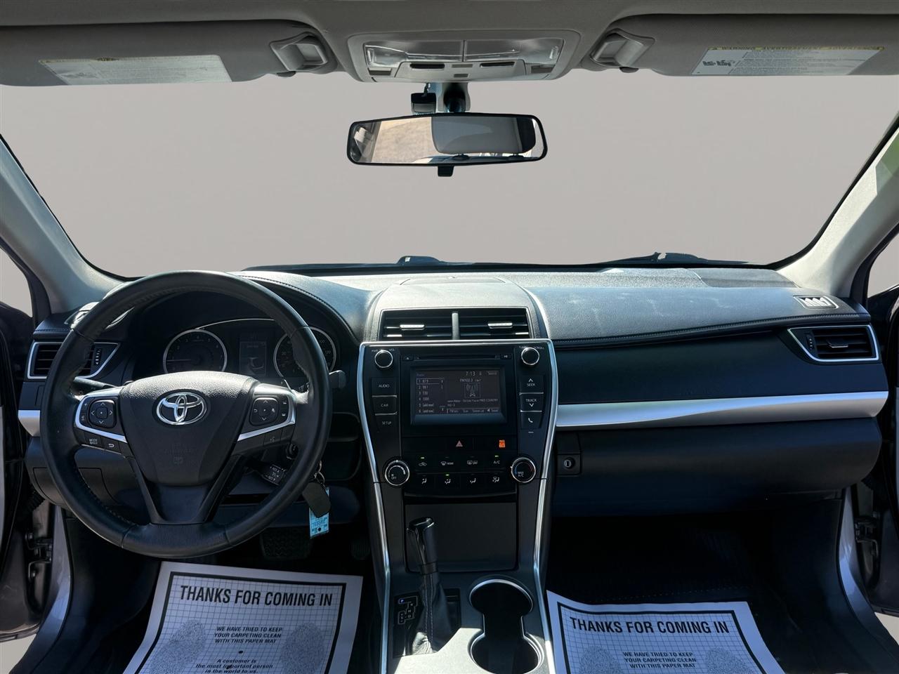 Toyota Camry SE Auto (Natl) 2017