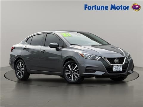 2021 Nissan Versa SV CVT