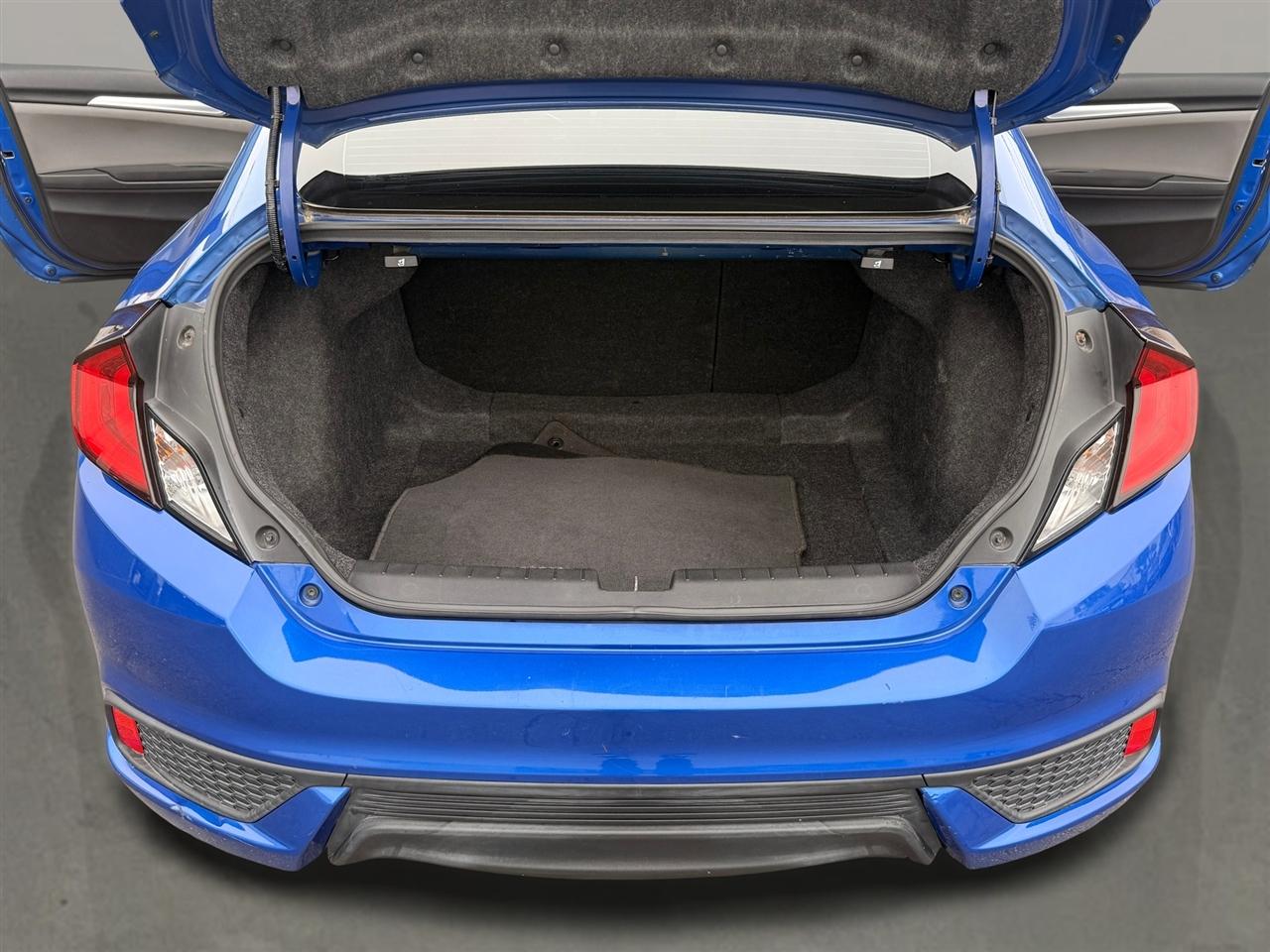 Honda Civic Coupe LX CVT 2017