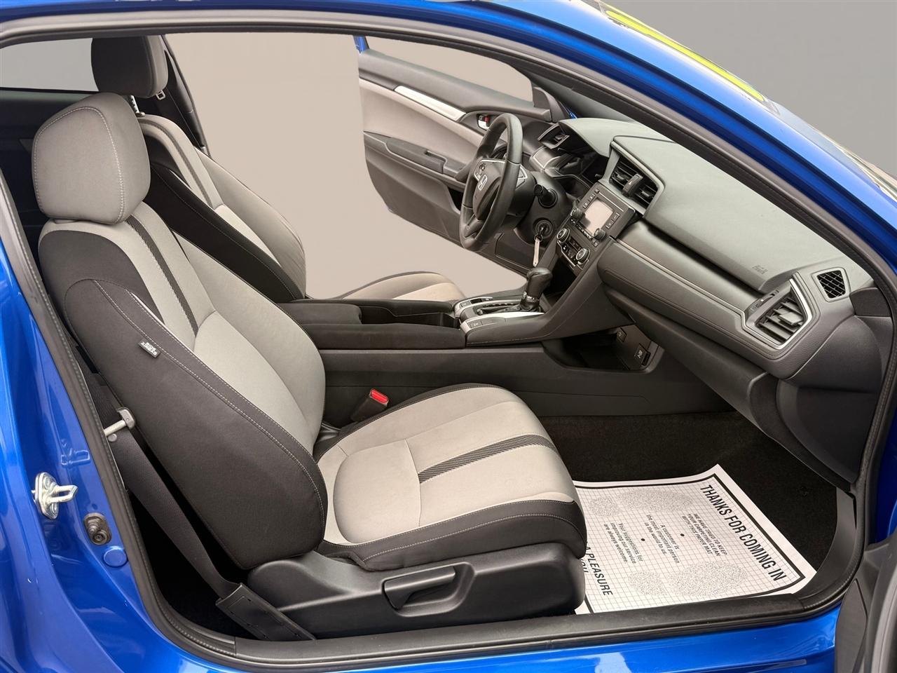 Honda Civic Coupe LX CVT 2017