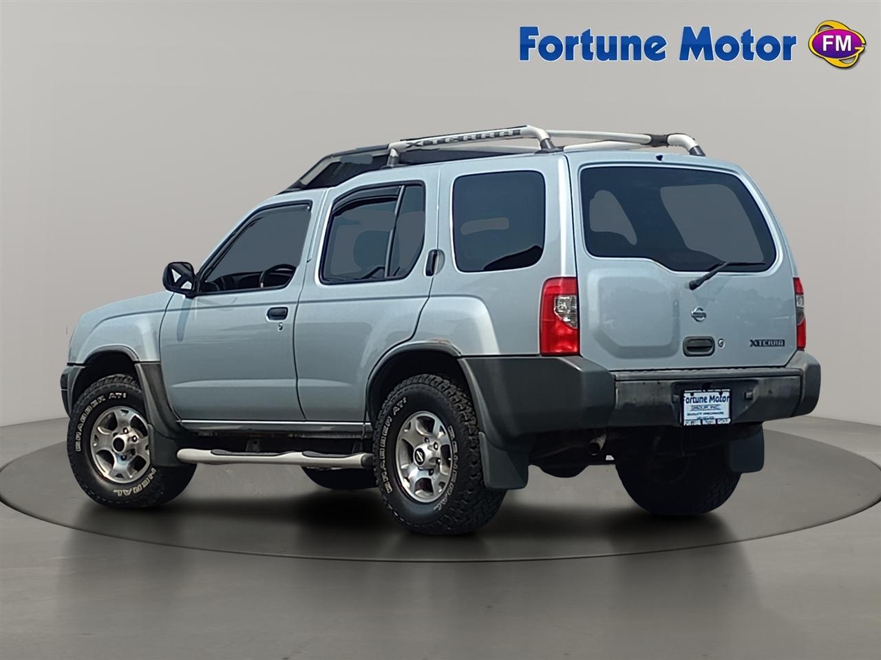 Nissan Xterra 4dr XE 4WD V6 Auto 2000