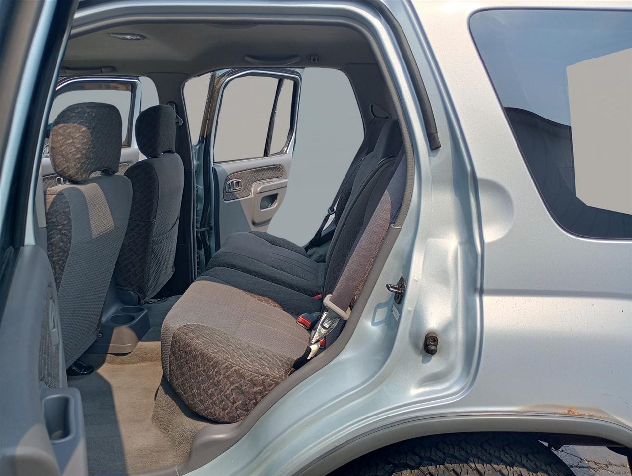 Nissan Xterra 4dr XE 4WD V6 Auto 2000