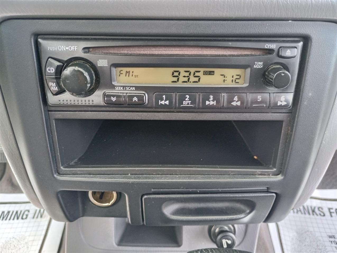 Nissan Xterra 4dr XE 4WD V6 Auto 2000