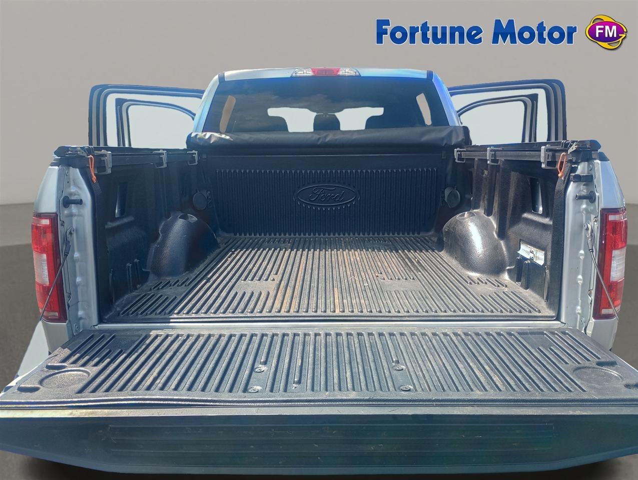 Ford F-150 Lariat 4WD SuperCrew 5.5' Box 2018