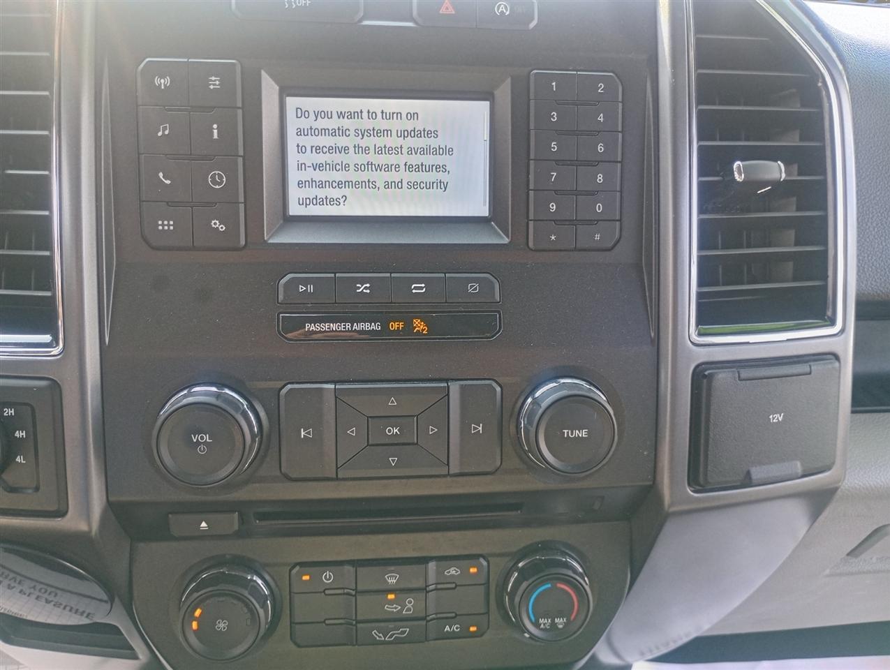 Ford F-150 Lariat 4WD SuperCrew 5.5' Box 2018