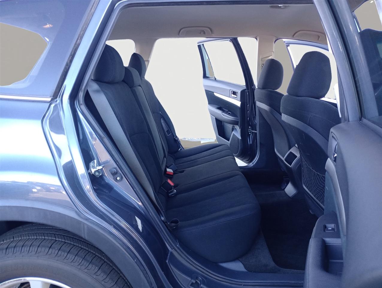 Subaru Outback 4dr Wgn H4 Auto 2.5i Premium 2014