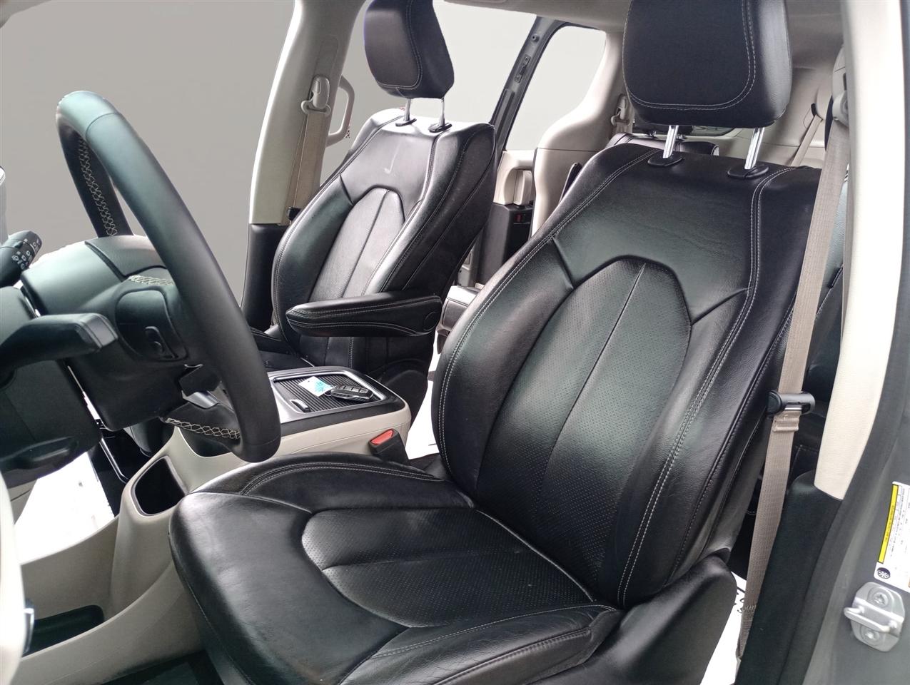 Chrysler Pacifica Touring L FWD 2022