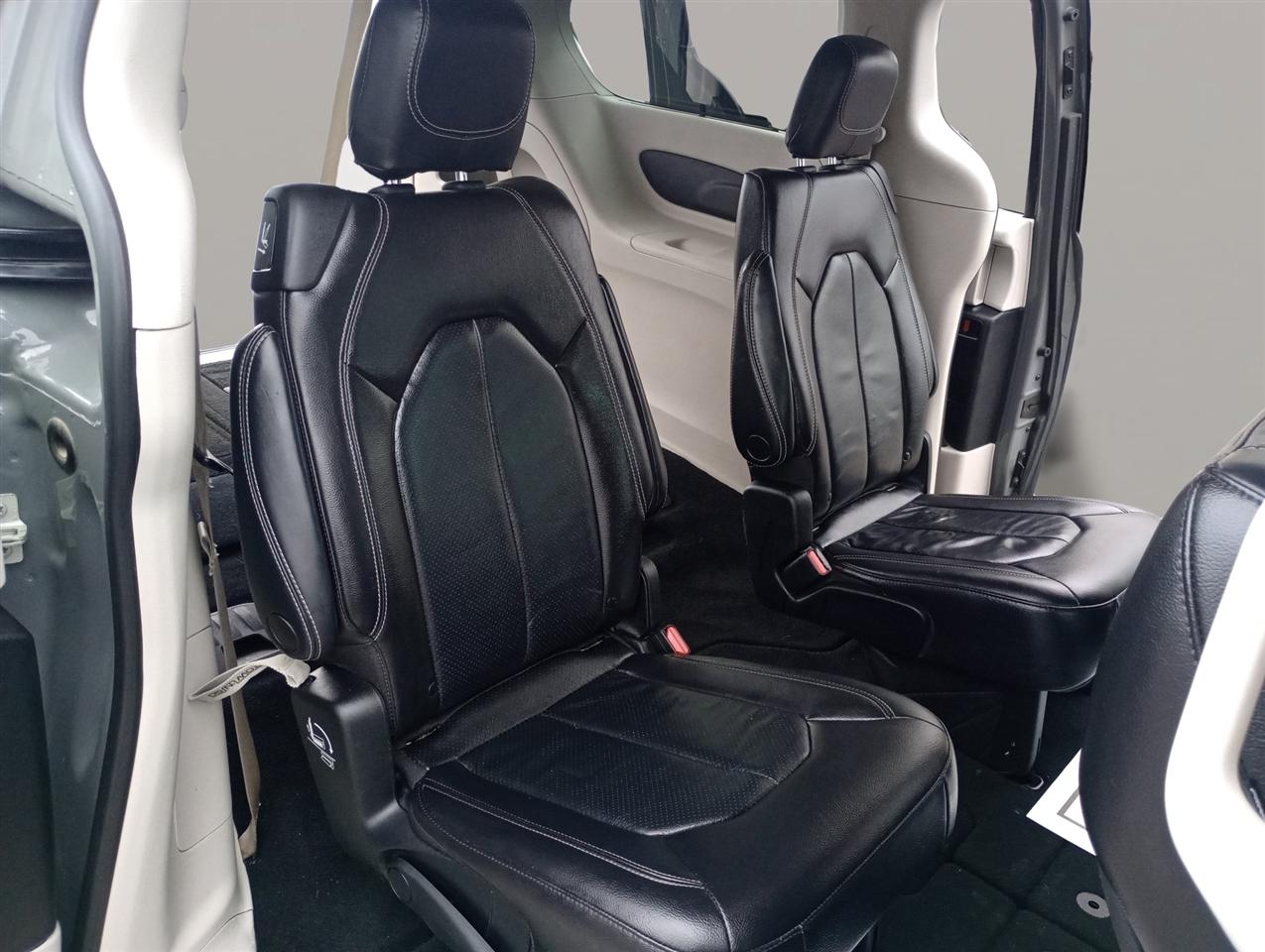 Chrysler Pacifica Touring L FWD 2022