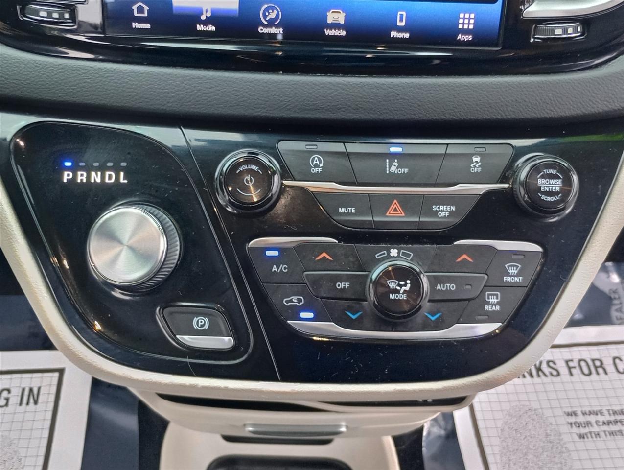 Chrysler Pacifica Touring L FWD 2022