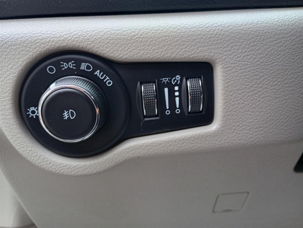 Chrysler Pacifica Touring L FWD 2022