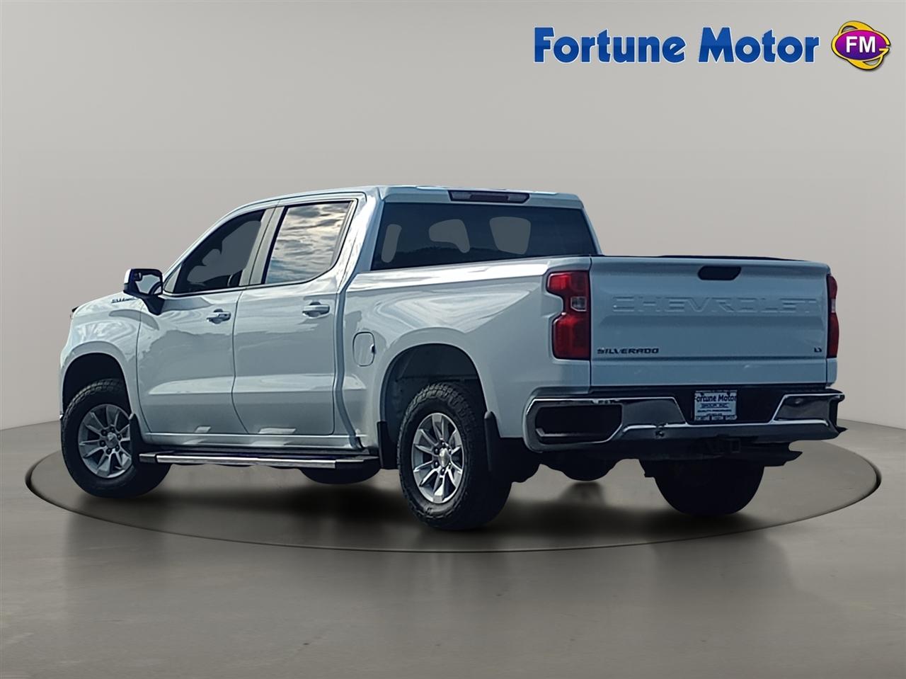 Chevrolet Silverado 1500 4WD Crew Cab 147" LT w/1LT 2021