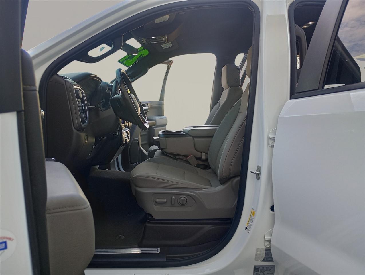 Chevrolet Silverado 1500 4WD Crew Cab 147" LT w/1LT 2021