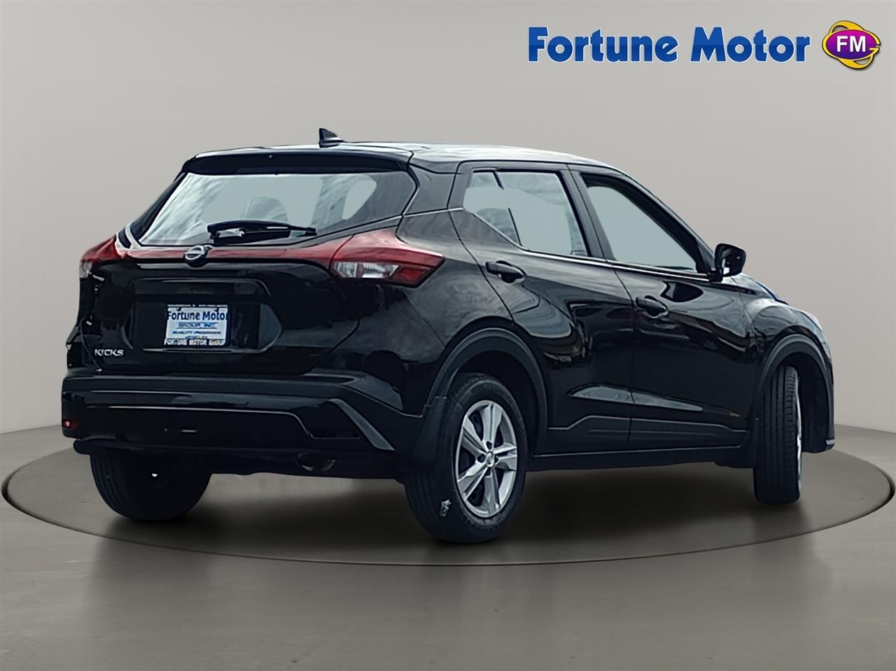Nissan Kicks S FWD 2024
