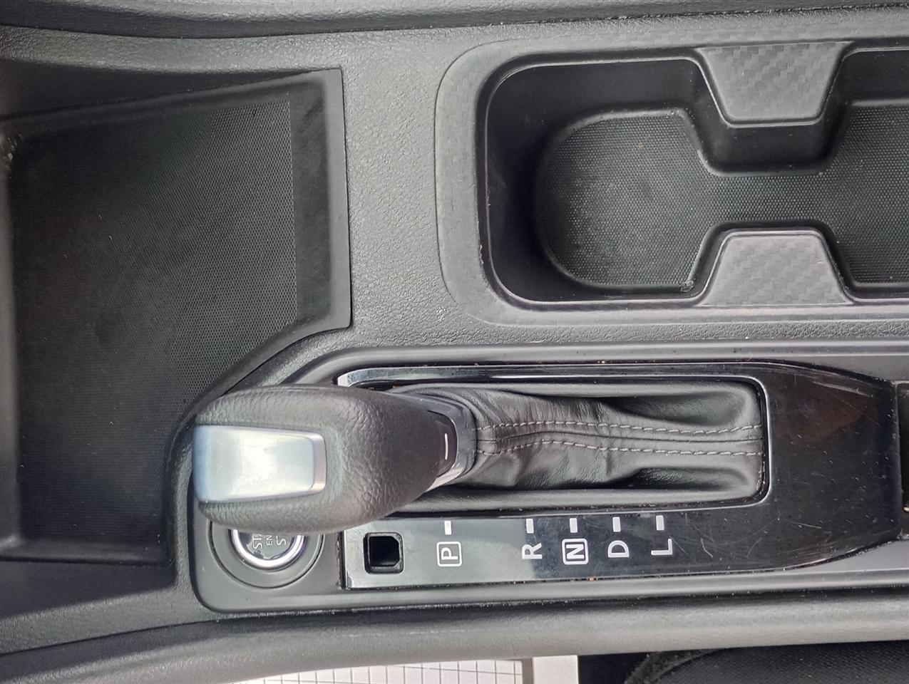Nissan Sentra S CVT 2024