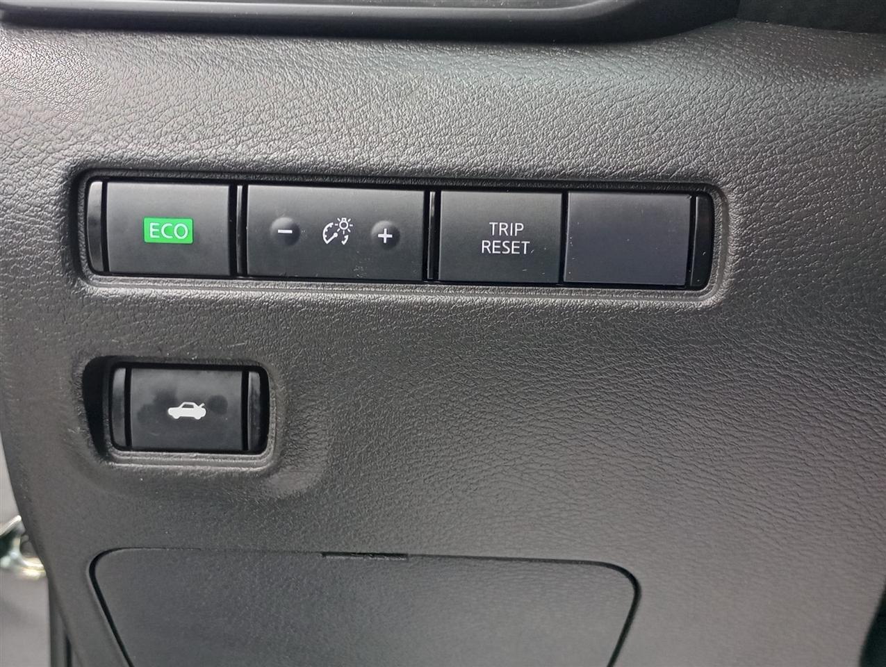 Nissan Sentra S CVT 2024